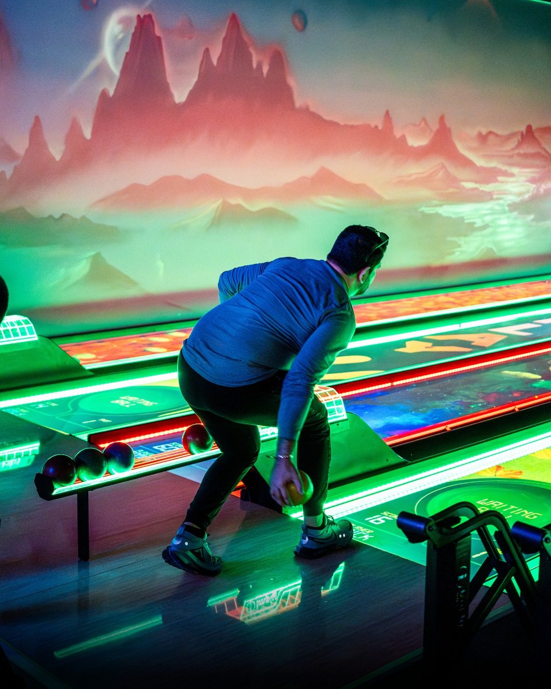 Allée de Duckpin Bowling avec animations projetées